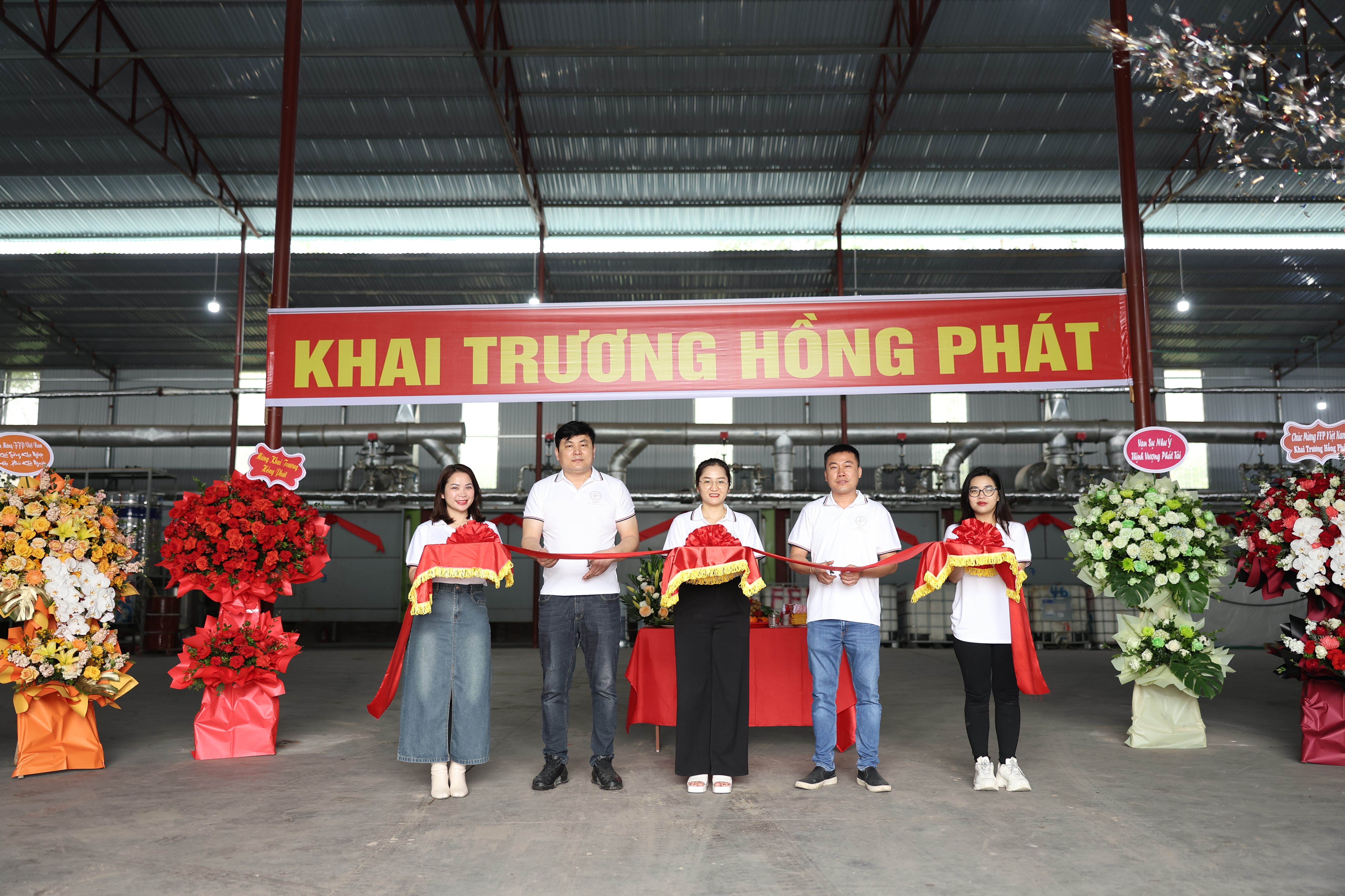 Khai trương dây truyền nhà máy